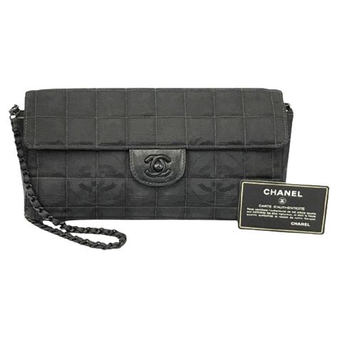 chanel travel line shoulder bag